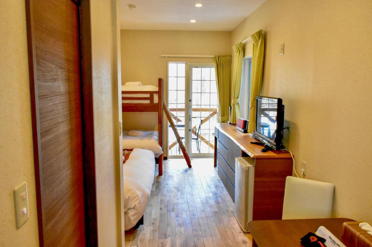 Penke Panke Lodge And Apartments Hakuba Extérieur photo